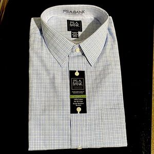 Jos A. Bank Button Down Dress Shirt. 17.5x36.